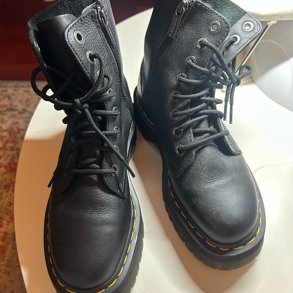 Dr Martens Jadon 3